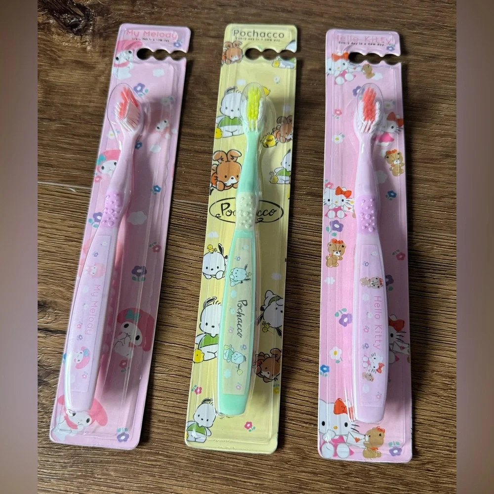 SANRIO-NWT 3 Piece Character Toothbrush Bundle-Hello Kitty, My Melody, Pochacco
